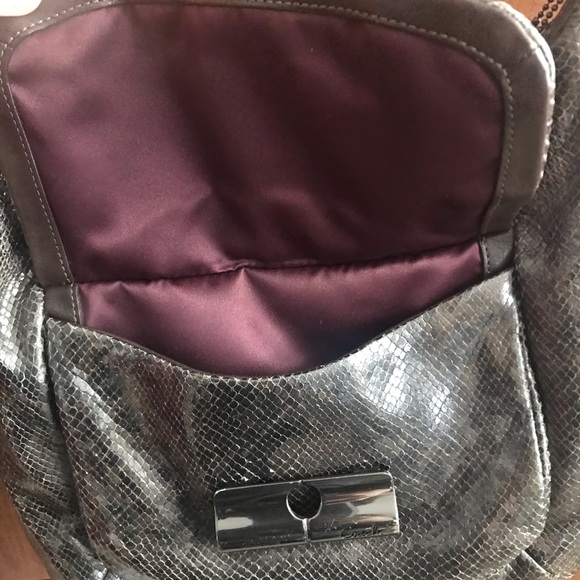 Coach embossed python snake skin shoulder bag. - Picture 7 of 13
